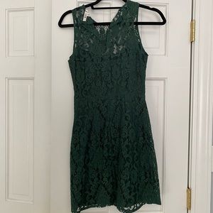 BB DAKOTA Green Lace Dress